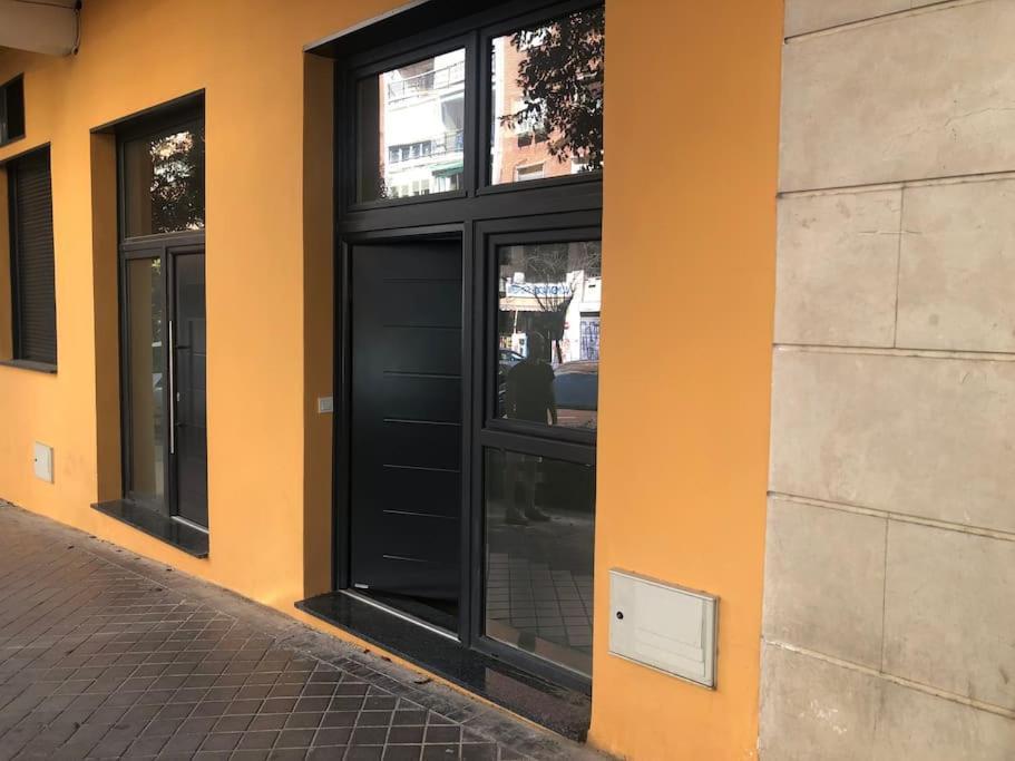 Seco Calle, Precisos Loft Super Equipado Cerca De Metro Pacifico Madrid Exterior photo